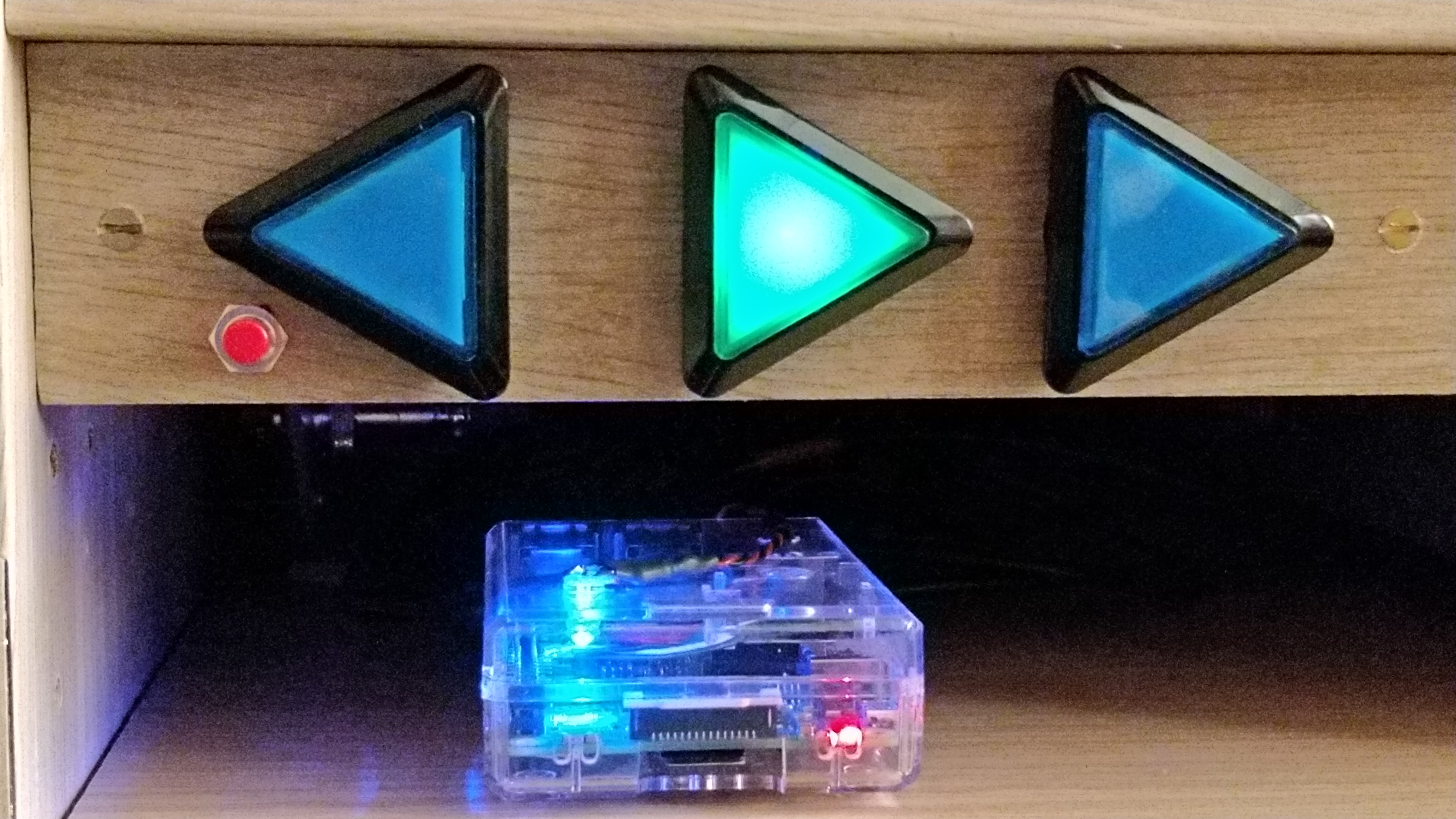 Arcade buttons; Pi.jpg